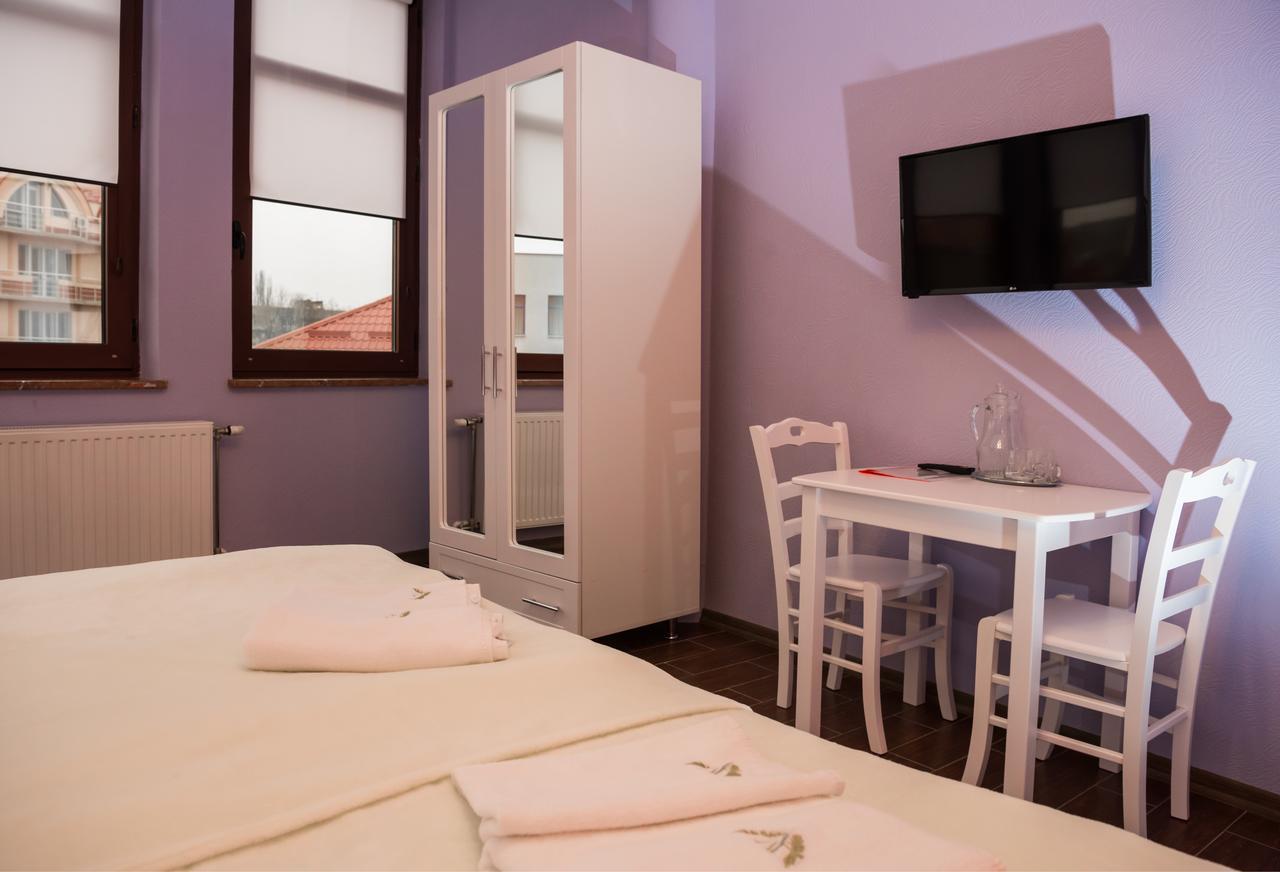Hotel " Boutique " Uzhhorod Bagian luar foto