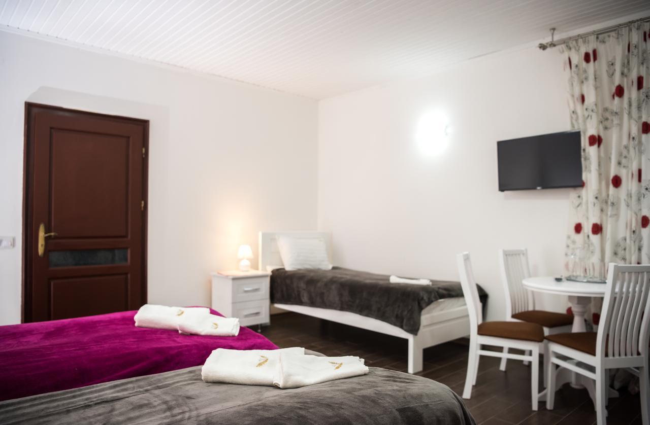 Hotel " Boutique " Uzhhorod Bagian luar foto