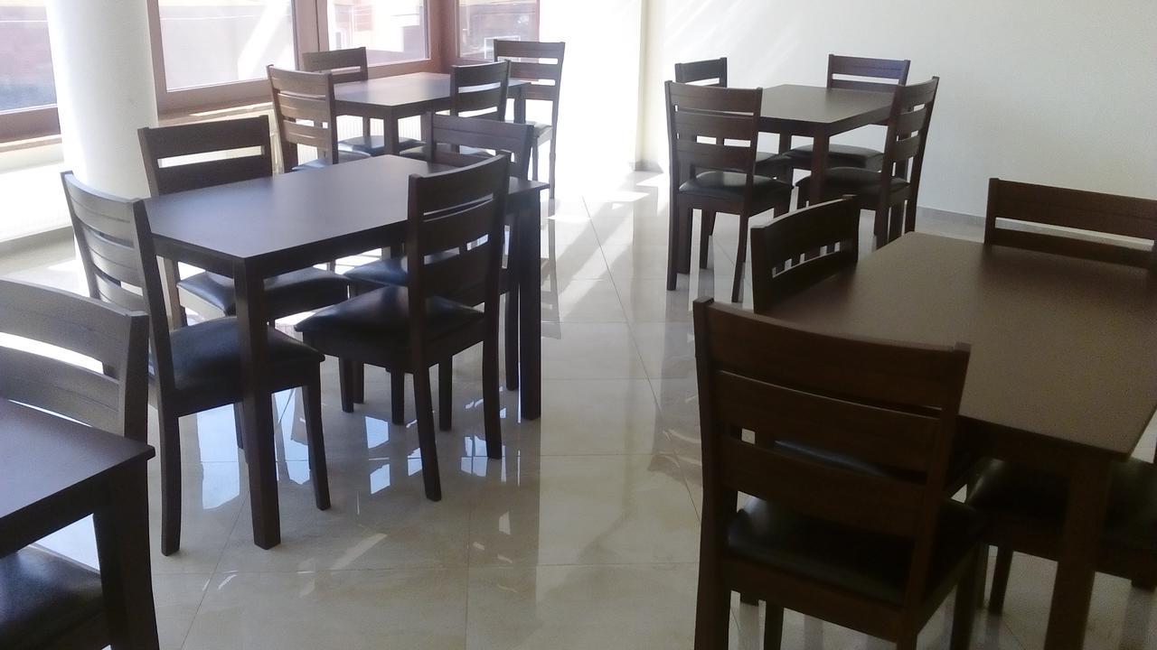 Hotel " Boutique " Uzhhorod Bagian luar foto