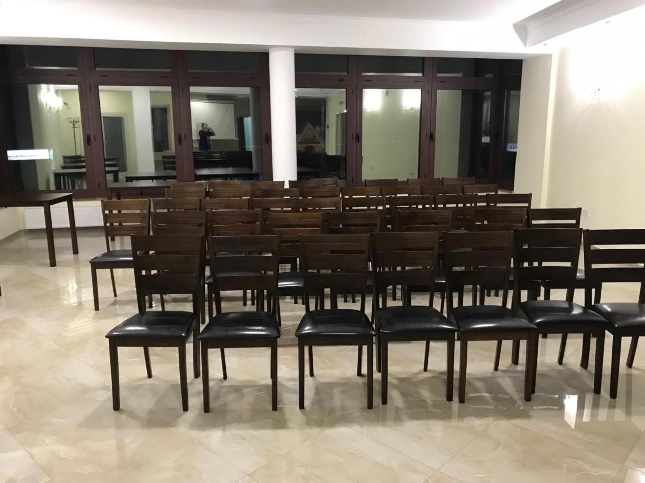 Hotel " Boutique " Uzhhorod Bagian luar foto