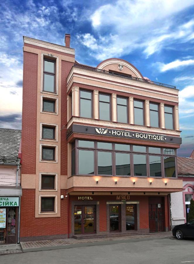 Hotel " Boutique " Uzhhorod Bagian luar foto